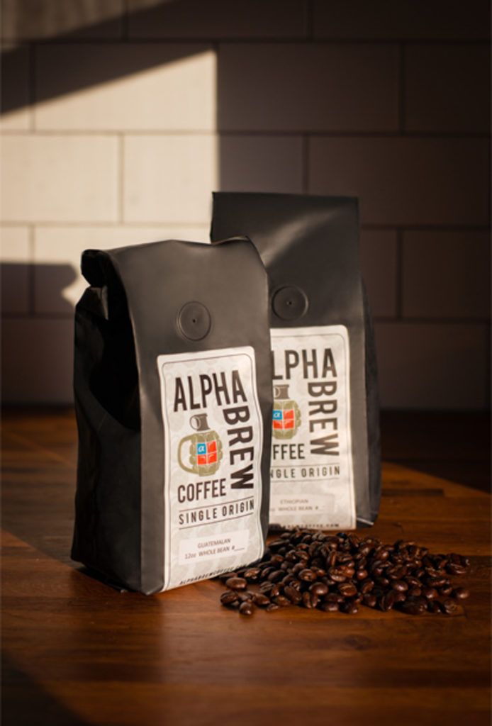 ground and not ground coffee beans in cups
