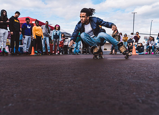 people skating